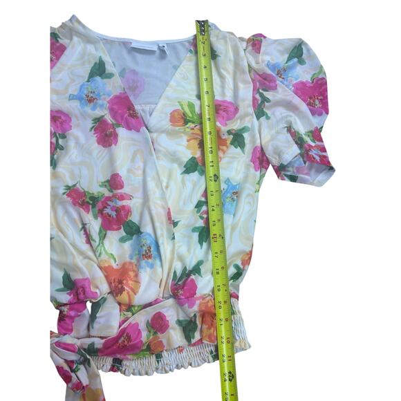 Willow + Root Floral Puff Sleeve Wrap Blouse Size L Tie Waist Boho Romantic Top - Picture 3 of 6